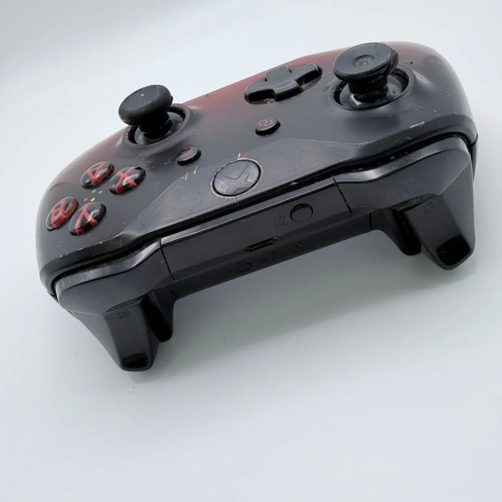 Microsoft Xbox One Wireless Controller Model 1708 Volcano Shadow Red Black